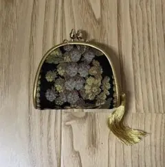 Item thumbnail for item 09f3eb33-b1f2-4e00-b046-5dc6a73fd52f