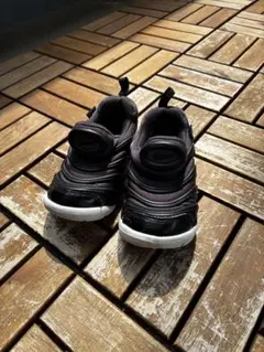 スニーカー ナイキ NIKE ダイナモフリーブラック
