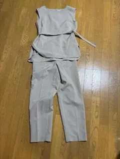 PLST ベージュ Mサイズ パンツセットアップ