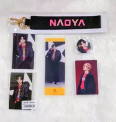 MAZZEL NAOYA　KOSEキーチェーンVividトレカ缶バッジ他計7点