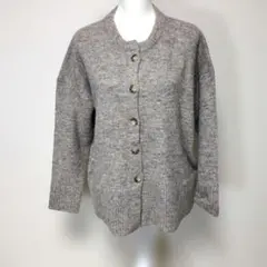 グレー ニットカーディガン 長袖 ボタン付き