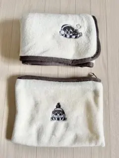 ポーチ付き　ブランケット　オフホワイト　刺繍入り