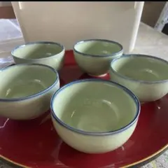 緑色の陶器製湯飲み 5個セット