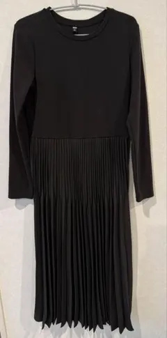 ユニクロ コンビネーションワンピース ブラックMサイズ