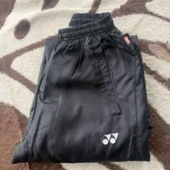 ヨネックス ウォームアップパンツ 黒　140センチ