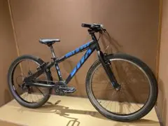 BRIDGESTONE ジュニアスポーツ自転車 ブラック ブルー26インチのサムネイル
