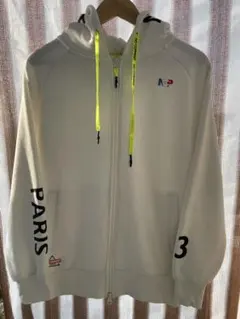 NO COMMEMNT"PARIS パーカー