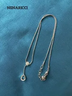 ニナリッチ　ドロップ型ペンダント ネックレス