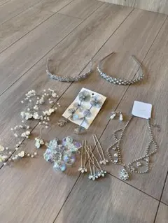 ブライダルアクセサリー / ティアラ、ネックレスなど