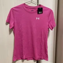 Under Armour ピンク 半袖Tシャツ