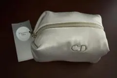 【美品】Christian Dior 刺繍ポーチ