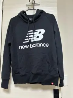ニューバランス パーカー