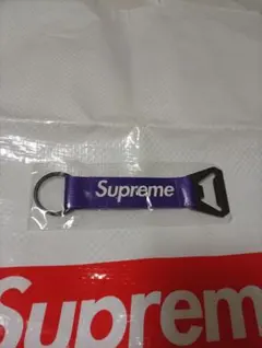2026年最新】supreme new era キーホルダーの人気アイテム - メルカリ