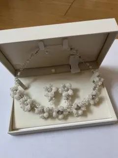 Item thumbnail for item 8dccfa5b-1d60-4f41-bb03-da843583601f