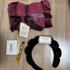 YVES SAINT LAURENT 香水＆アイシャドウ バックとカチューシャ付