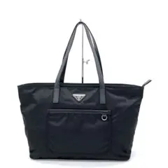 【PRADA】トートバッグ　三角ロゴプレート　ナイロン　ブラック　肩かけ　A4