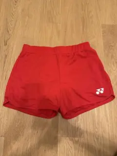 ヨネックス レッド ショートパンツ