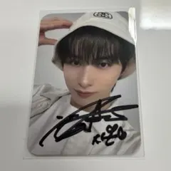 ONEUS 直筆サイン入り 誕生日ポスターカード ファヌン - メルカリ