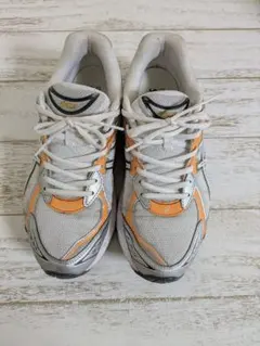 ASICS GT-2160 スニーカー シルバー オレンジのサムネイル