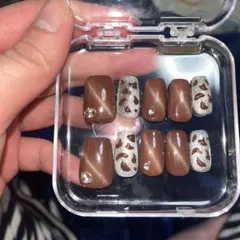 マグネット　レオパード柄ネイルチップ