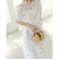 BLUELEA Embroidery jacquard skirt ホワイト36のサムネイル