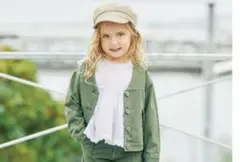 ブランシェス　カーキ色ジャケット　120