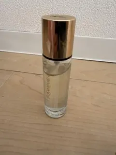 イヴサンローラン　ラディアントタッチブラープライマー