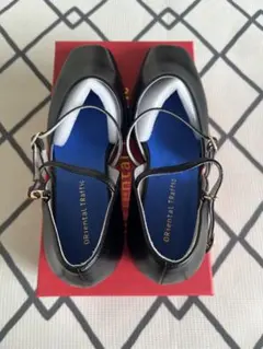 Oriental Traffic ブラックローファー ストラップ付き