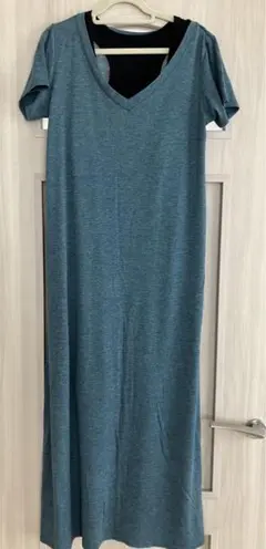 【匿名配送】レディース　VERGINE　ロング　ワンピース　2点セット