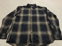 ジュニアチェック柄 長袖シャツ 黒とベージュ 投稿19時まで