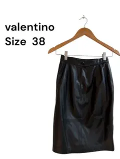 【美品】Valentino ヴァレンティノ タイトスカート ブラック サイズ38のサムネイル