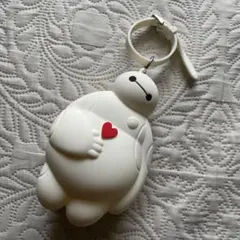 ベイマックス シリコンポーチ ハート付き