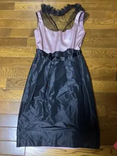 パーティードレス ピンクと黒のコンビネーション