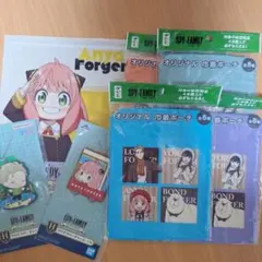 SPY-FAMILY クリアファイル&ポストカード、巾着、クリアラバーチャーム