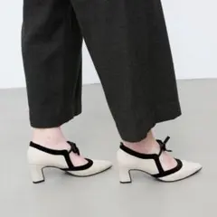 launa lea リボンメリージェンパンプス アイボリー　23.5cm