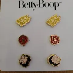しまむらピアス　Bettyのサムネイル