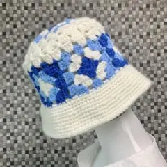 グラニースクエアバケットハット　ハンドメイド　ニットハット　かぎ針編みビーニー