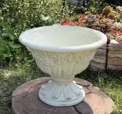 フローレンス様　オーダー品 ユリの紋章【駄温鉢５号】リメイク鉢 匿名配送メルカリ便 シャビーシック ユリの紋章【駄温鉢5号】リメイク