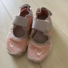 NIKE エアリフト　メッシュサンダル ピンクスニーカー19cm
