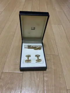 12-9-1 dunhill カフリンクス カフス ネクタイピン セット 箱付 dunhill ネクタイピン カフリンクス セット - メルカリ