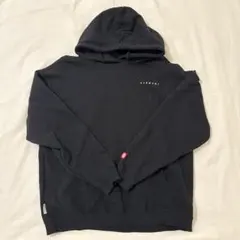 element パーカー