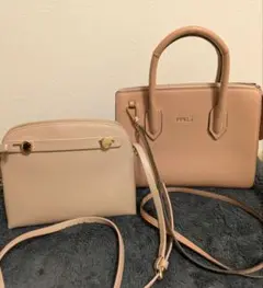 FURLA♪ショルダーバッグ2つ