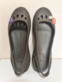 crocs クロック　フラットシューズ　Ｗ8 サンダルのサムネイル