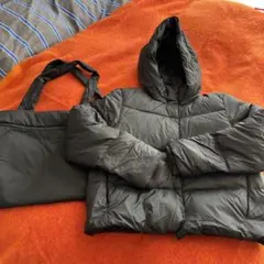 撥水加工 黒 ダウンジャケット Lサイズ 収納バッグ付き