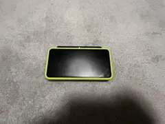 New 2DS LL ブラック/ライムグリーン