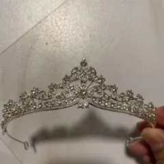 シルバークリスタルティアラ