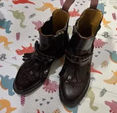 ドクターマーチン TINA サイドゴア ウィングチップ チェリーレッド UK9 Dr.Martens TINA チェリーレッド 24cm - メルカリ