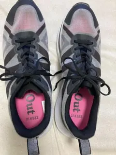 Item thumbnail for item d6e42495-0542-4bd2-b6f5-3fb781cfbb52