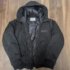 AVIREXLTD. フード付きブラックダウンジャケット