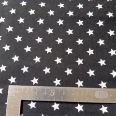 星柄黒100✕85cmプリント綿生地ハンドメイド